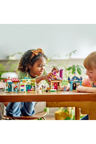 ® │ Disney Princess Disney Prensesi Pazar Macerası 43246 - 6+ Oyuncak Yapım Seti (817 Parça) - 7