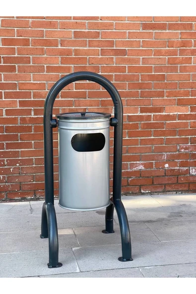 Yapa Yavuzpaşalar Ayaklı Metal Çöp Kovası