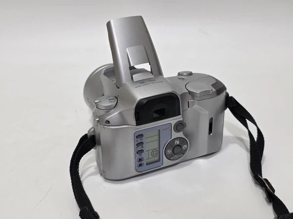 Olympus IS-500 35mm Filmli Fotoğraf Makinesi 2.El - 5