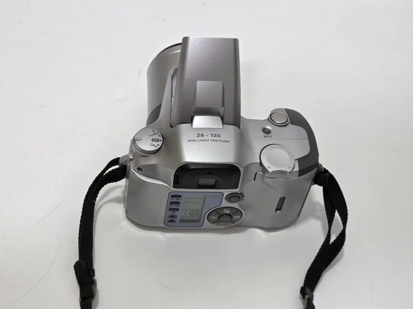 Olympus IS-500 35mm Filmli Fotoğraf Makinesi 2.El - 8