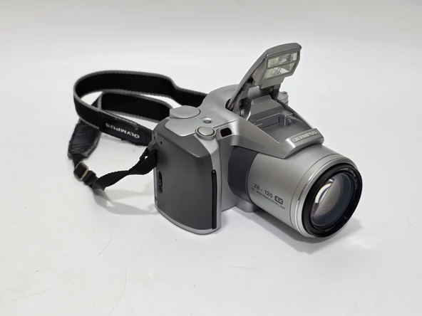 Olympus IS-500 35mm Filmli Fotoğraf Makinesi 2.El - 2