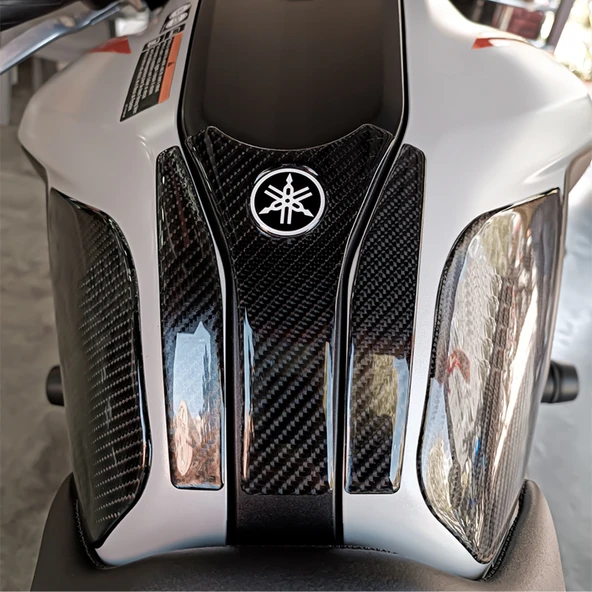 Yamaha MT07 ile Uyumlu Kaydırmaz 6D Karbon 9 Parça Tank Pad Seti GC13 - Resim 2