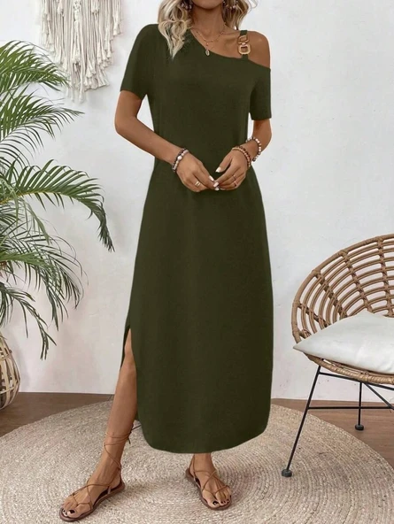 Kadın Tek Omuzdan Açık Toka Detaylı Yandan Yırtmaçlı Maksi Boy Viskon Elbise - 4