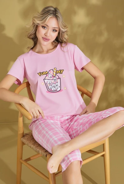 Kadın Desenli Bisiklet Yaka Düğmesiz Pamuklu Yazlık Kısa Kol Kapri Pijama Takımı - 3