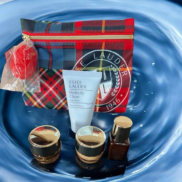 ESTEE LAUDER-Çok-Şık-Makyaj-Çantası - 2