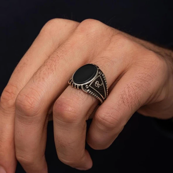 Oniks Taşlı Harfli 925 Gümüş Yüzük - Resim 3