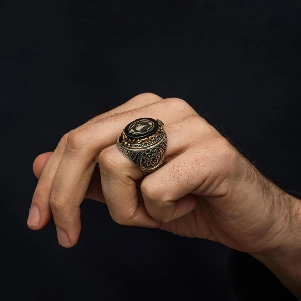 Fetih Koleksiyonumuzdan Tuğra Desenli 925 Ayar Erkek Gümüş Yüzük - Resim 3