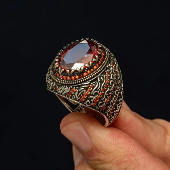 Oval Kırmızı Taşlı 925 Gümüş Erkek Yüzük ürün görseli