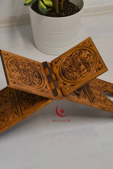 Kur’an-ı Kerim Rahlesi Selçuklu Desenli Model 2– Büyük Boy (18X65cm) Oyma İşçilikli