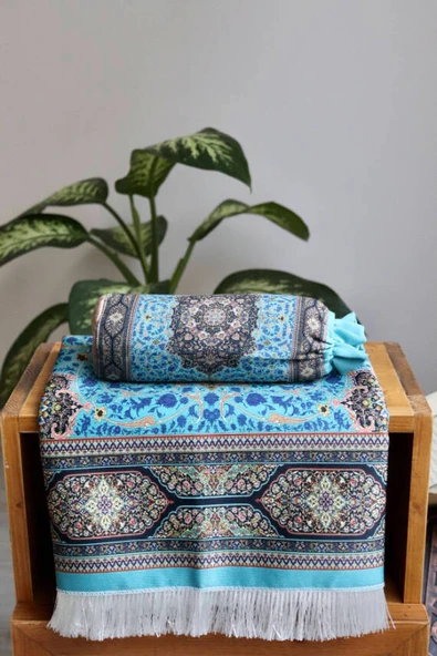 Halı Desenli İpek Dokulu Keseli Seccade Açık Mavi - Resim 4