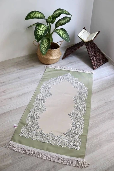 Astarlı Çeyizlik Saten Seccade Yeşil ürün görseli