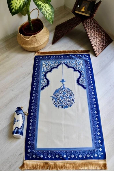 Mihrap Desenli İpek Dokulu Keseli Seccade Lacivert Renk ürün görseli