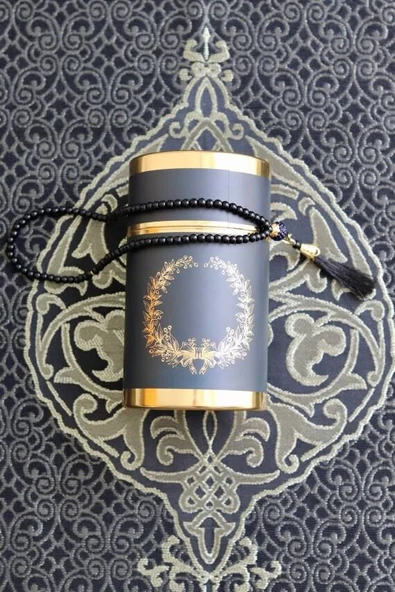 Silindir Kutulu Seccade ve İnci Tesbih Seti Siyah ürün görseli