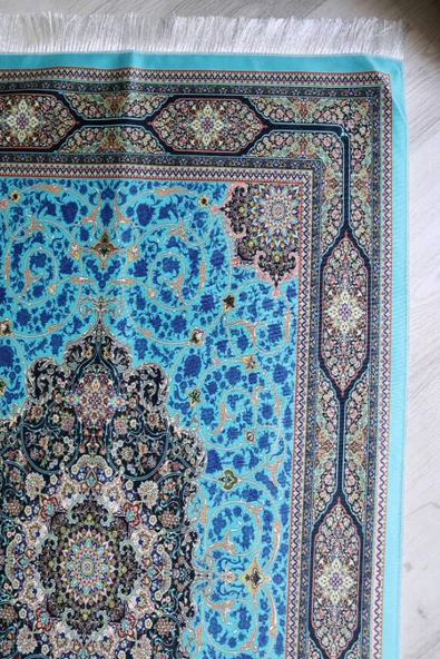 Halı Desenli İpek Dokulu Keseli Seccade Açık Mavi - Resim 3