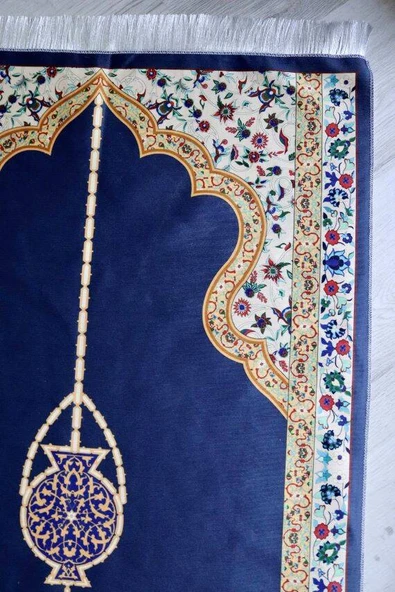 Mihrap Desenli İpek Dokulu Keseli Seccade Koyu Mavi - Resim 2
