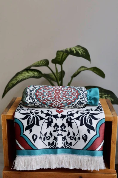 Halı Desenli İpek Dokulu Keseli Seccade Çok Renkli - Resim 3