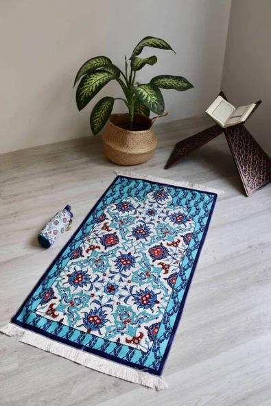 İpek Dokulu Keseli Seccade Açık Mavi ürün görseli