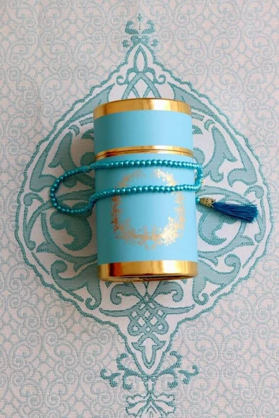 Silindir Kutulu Seccade ve İnci Tesbih Seti Mavi Renk ürün görseli