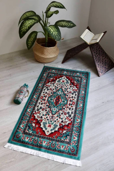 Kilim Desenli İpek Dokulu Keseli Seccade Yeşil ürün görseli