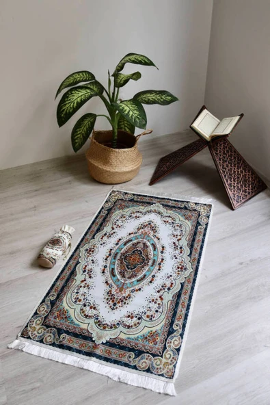 Halı Desenli İpek Dokulu Keseli Seccade Krem Renk ürün görseli