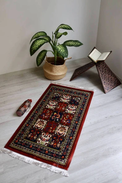 40 Yama Desenli İpek Dokulu Keseli Seccade Kırmızı ürün görseli 1