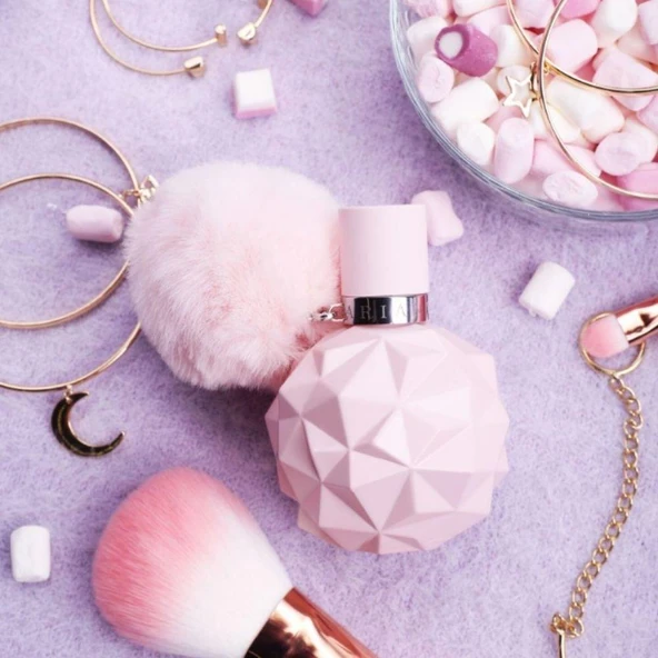 Ariana Grande Sweet Like Candy EDP 100 ml Kadın Parfümü - Resim 7