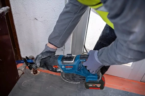 Bosch GSA 185-LI Akülü Panter Testere 5 Ah. Tek Akülü - 3