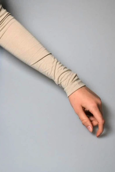 Pratik Tesettür Kolluk Penye Namaz Kolluğu Krem ürün görseli