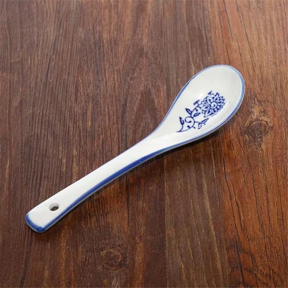 Retro Çin Seramik Ramen Kasesi - Desenli Mavi Beyaz Porselen Kaşıklı Kase Seti (17cm)