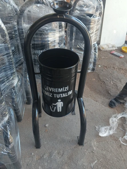 Dış mekan çöp kovası