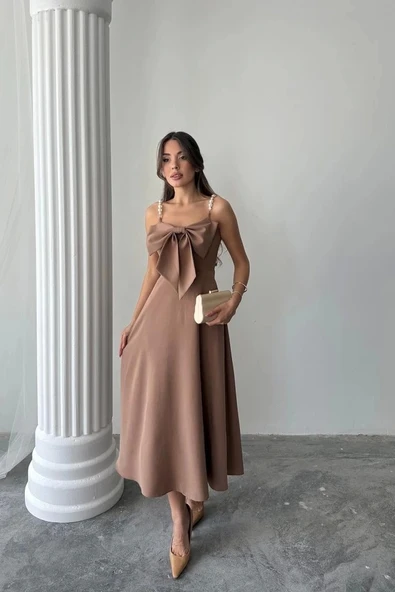 Moccah İnci Askı Detaylı Elbise ürün görseli