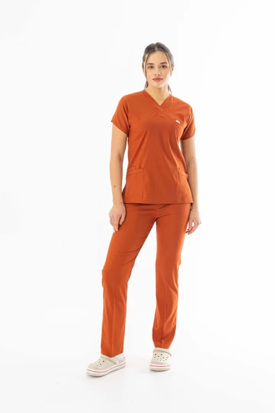 Likra Yarasa Kol Doktor Hemşire Forması Alt Üst Takım Kiremit (LYRS1005)