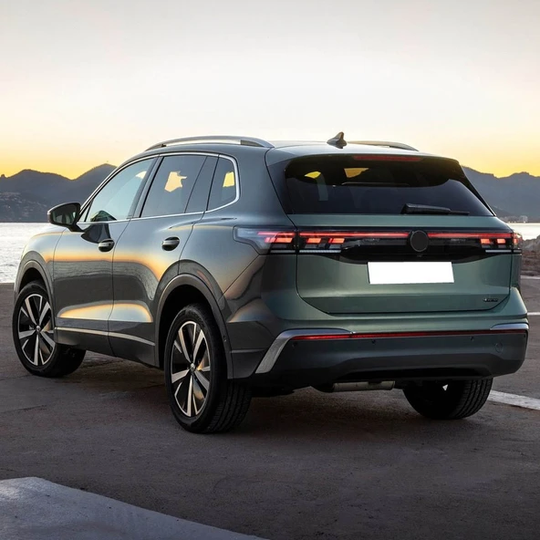 VW Tiguan 2024-2027 Bagaj Kapaktaki Kapatma Tuşu Düğmesi 3G0959831B - 2