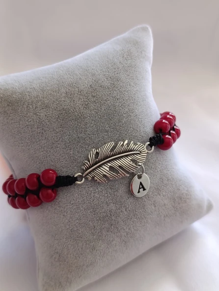 YAPRAKLI HARFLİ BİLEKLİK