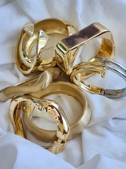 Dalgalı Asimetrik Model Bombeli Gold Molted Kelepçe Çelik Bileklik - 5