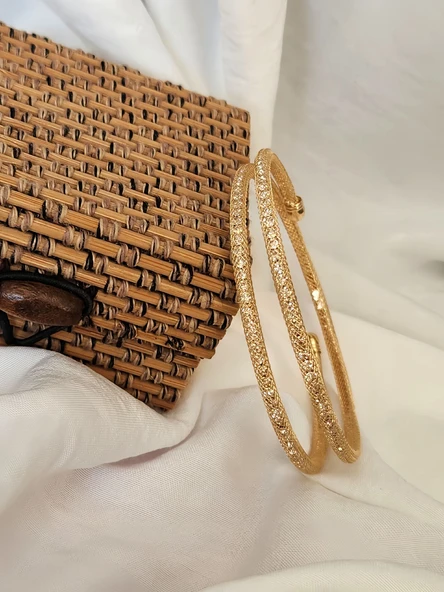 Akordiyon Sarmal Model Gold Renk Kumlu Hasır Tel Bileklik