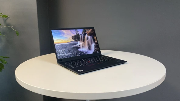 Lenovo Thınkpad X1 Carbon Notebook İ7 10610U 16Gb Lpddr3 512Gb M2 Ssd 14"Fhd Ips B Laptop 2.El - 3