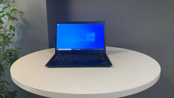 Lenovo Thınkpad T14S Gen1 Notebook İ7 10510U 16Gb Lpddr4 256Gb M2 Ssd 14"Fhd Ips B Laptop 2.El