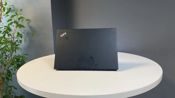 Lenovo Thınkpad T14S Gen1 Notebook İ7 10510U 16Gb Lpddr4 256Gb M2 Ssd 14"Fhd Ips Bx Laptop 2.El - 4