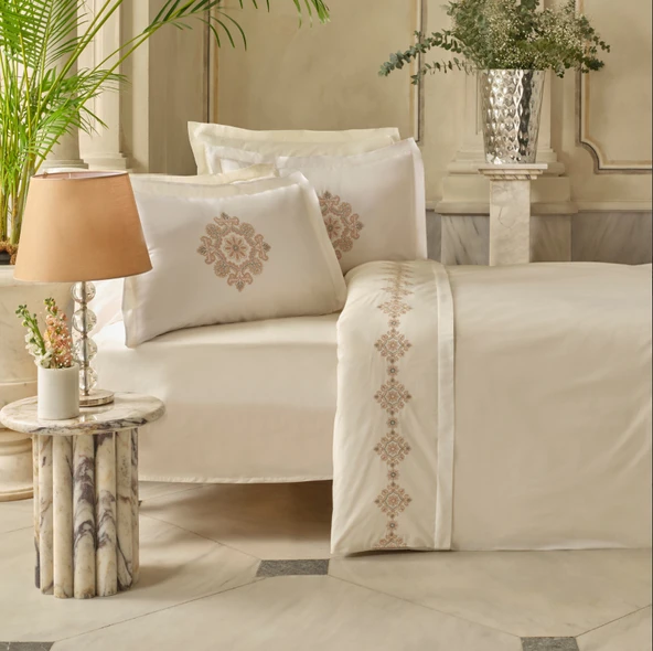 Karaca Home Kelsey Nakışlı %100 Pamuk Çift Kişilik Nevresim Takımı Beyaz