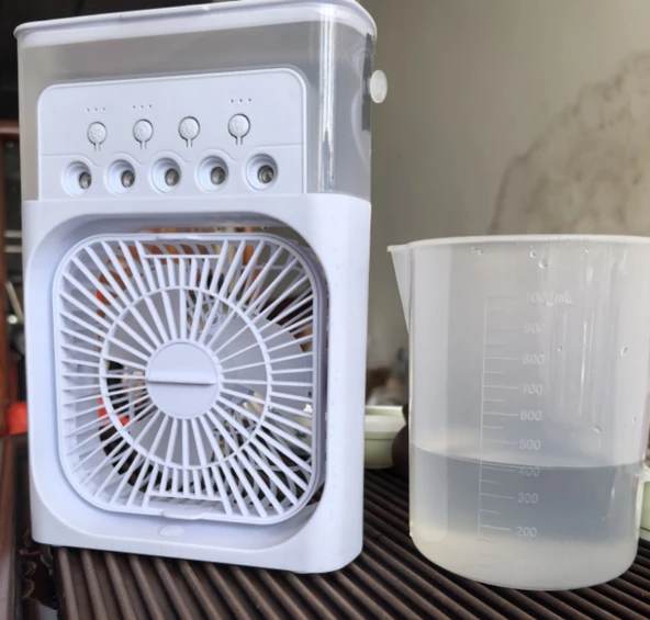 Üç Kademeli Türbinli Beş Delikli Sprey Nemlendirici Fan - Beyaz, 600ML