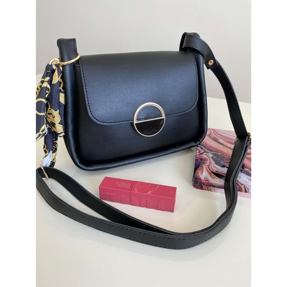 Fularlı Yumuşak Deri Mıknatıs Kapaklı Tek Göz Çanta