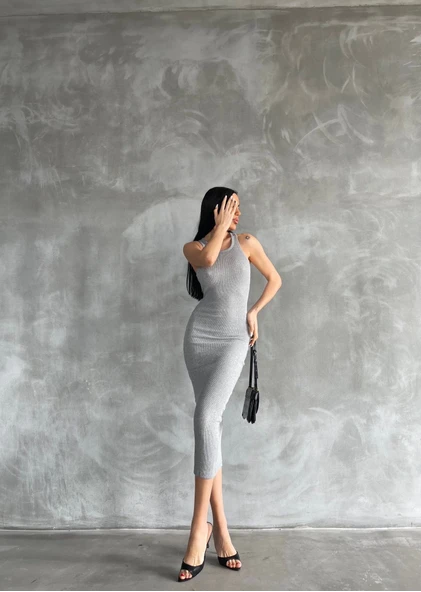 Halter elbise - 2