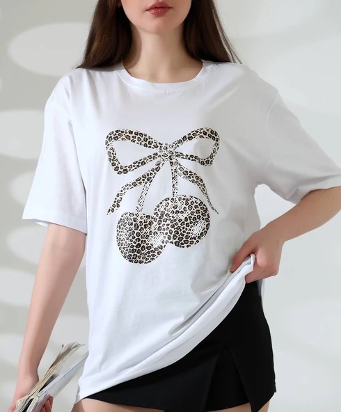 Leopar desenli kiraz baskılı tişört - 3