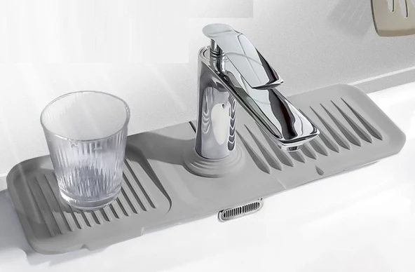 Elastik Mutfak Banyo Musluk Matı Düzenleyici Kaydırmaz Taban Organizer Lavabo Kenar Matı (368368) - Resim 3