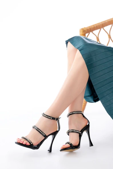 Siyah Taşlı Platformlu Topuklu Kadın Ayakkabı - Resim 2