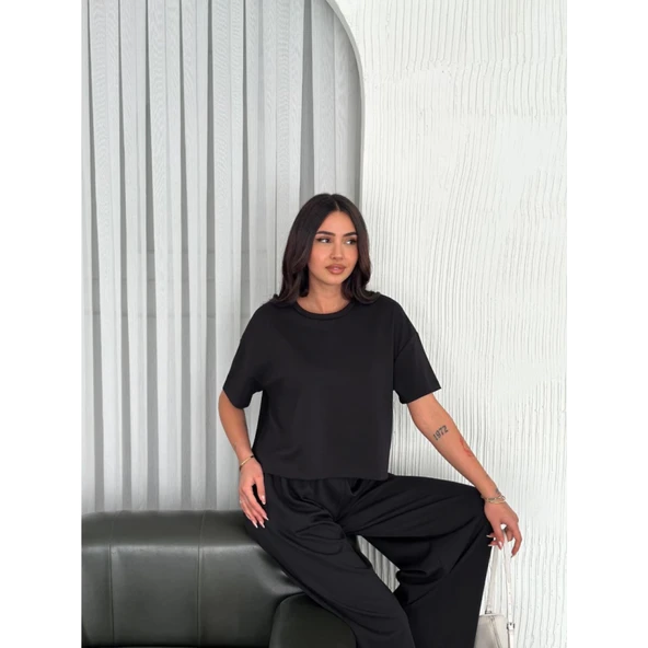 Lucky Life Lucky Life Kadın Yumuşak Dokulu Kumaş Bisiklet Yaka T-shirt Bol Paça Pantalon Ikili Takım -Siyah - 4