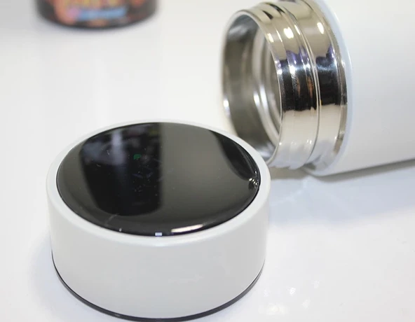 Anime Baskılı Digital Göstergeli Termos 500 Ml Alk383 - Resim 2