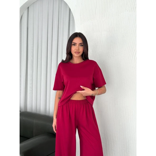 Lucky Life Lucky Life Kadın Yumuşak Dokulu Kumaş Bisiklet Yaka T-shirt Bol Paça Pantalon Ikili Takım -Bordo