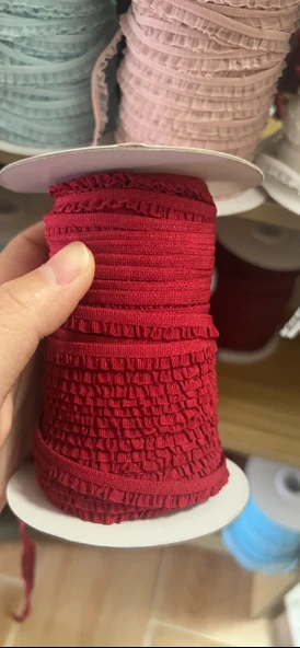Ahşap Detaylı Bebek Giysi Lastiği - Kırmızı - 6mm